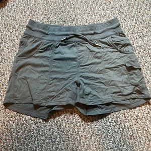 Medium, gray, women’s North Face shorts